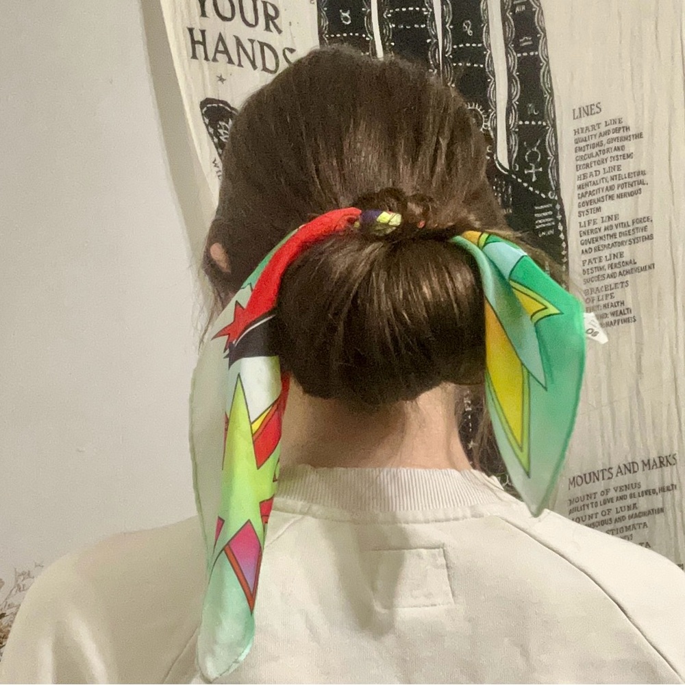 Colorful Graphic Scarf - Picture 3 of 4